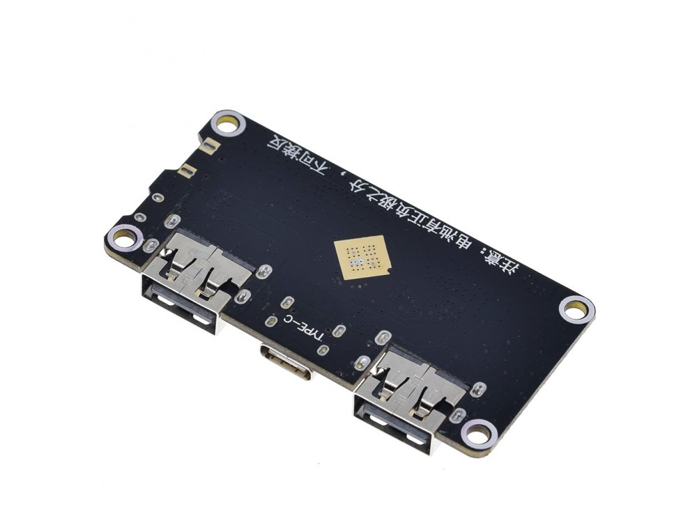 ماژول شارژر پیشرفته Fast Charge دارای پورت Type-C و دو خروجی USB