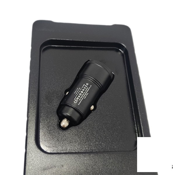 مجموعه 2 عددی شارژر فندکی ترانیو مدل C21