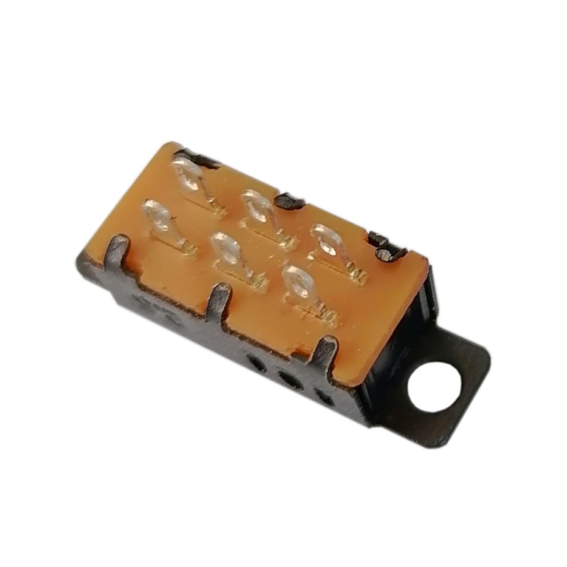 مجموعه 67 عددی کلید سه حالته کشویی 6 پین پیچ خور کد SS23D32G