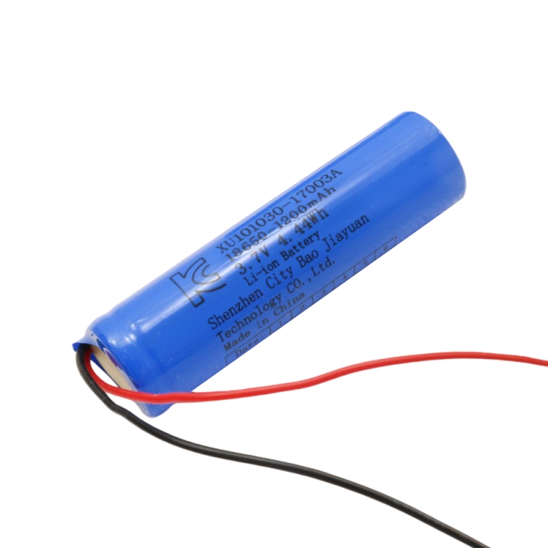 مجموعه 2 عددی باتری لیتیوم یون 3.7v سیم دار سایز 18650 قابل شارژ 1200mAhمارک KC