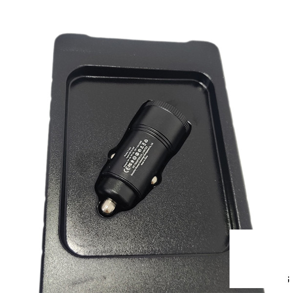 شارژر فندکی ترانیو مدل C21 شارژر فندکی ترانیو مدل C21