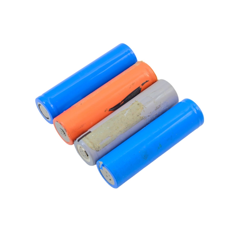 مجموعه 2 عددی باتری لیتیوم یون کارکرده 3.7v سایز 18650 سرتخت 2000mAh ضریب جریان 3C