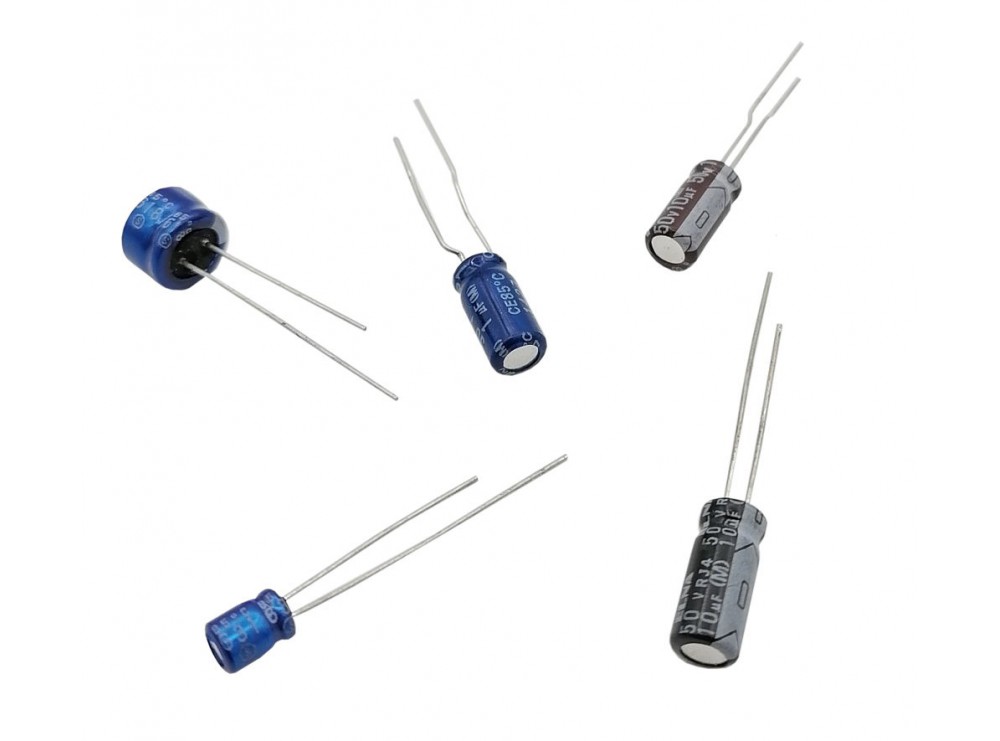 مجموعه 31 عددی خازن الکترولیتی 680uF / 10V ژاپنی مارک ELNA